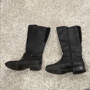Life Stride Black Heeled Boots